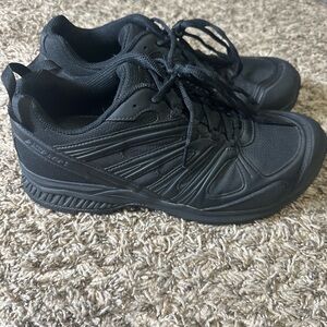 Altama Aboottabad Trail Low Men's Black Lace-Up Athletic Sneakers size 11